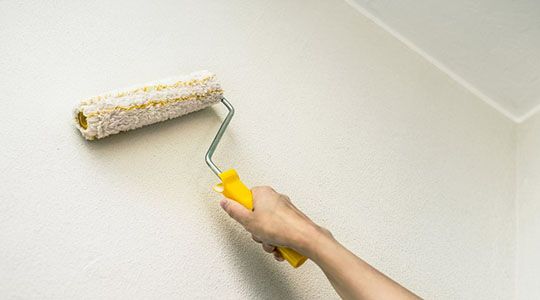Грунтовка для стен – виды и особенности использования